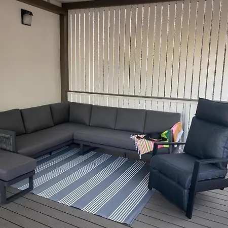 Bliss, Cozy Familly Place, On The Seaside, Free Parking, Camp Maslina, Σπίτι διακοπών *