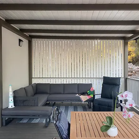 Villa Seaside Dream, Cozy Familly Place, On The Seaside, Free Parking, Camp Maslina, Drage * Drage