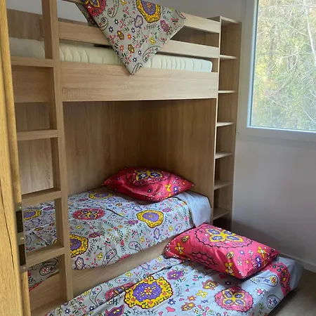 בית נופש Bliss, Cozy Familly Place, On The Seaside, Free Parking, Camp Maslina,